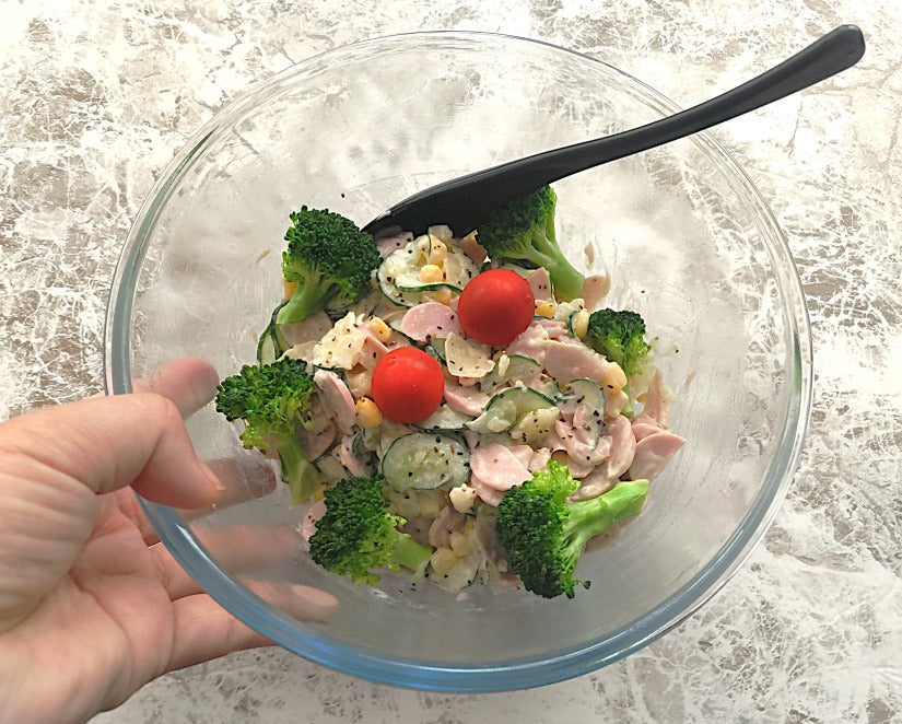 調理から盛り付けまで! ワッツオンラインの大容量な耐熱ガラスボウル