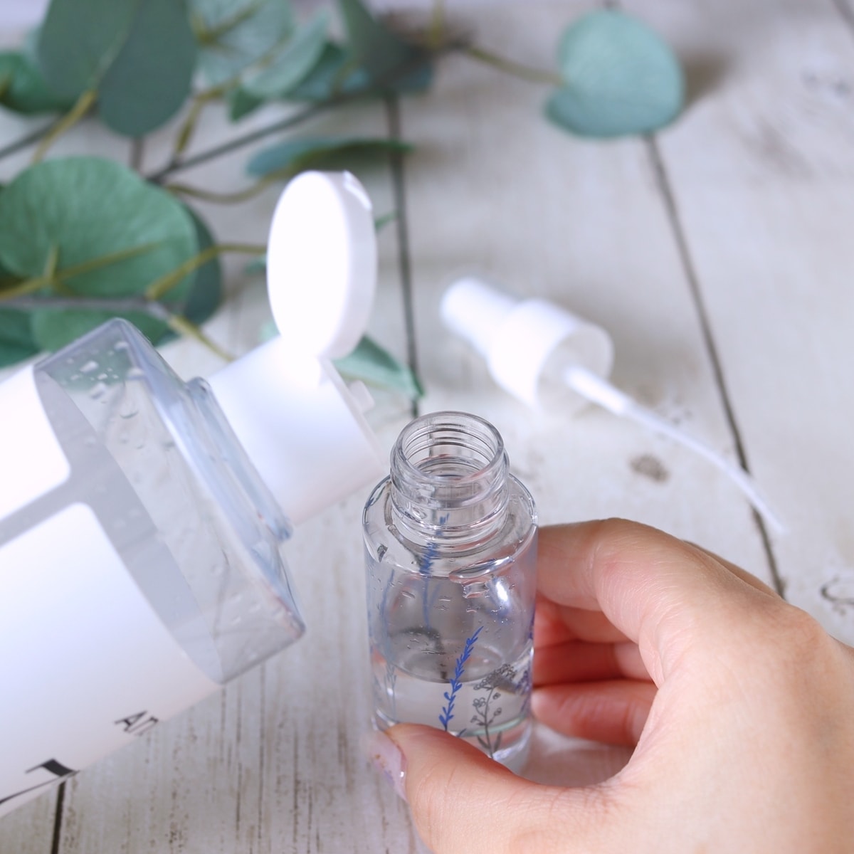 トラベルボトル 詰め替え容器 ミストボトル ボタニカル柄 30ml 005340