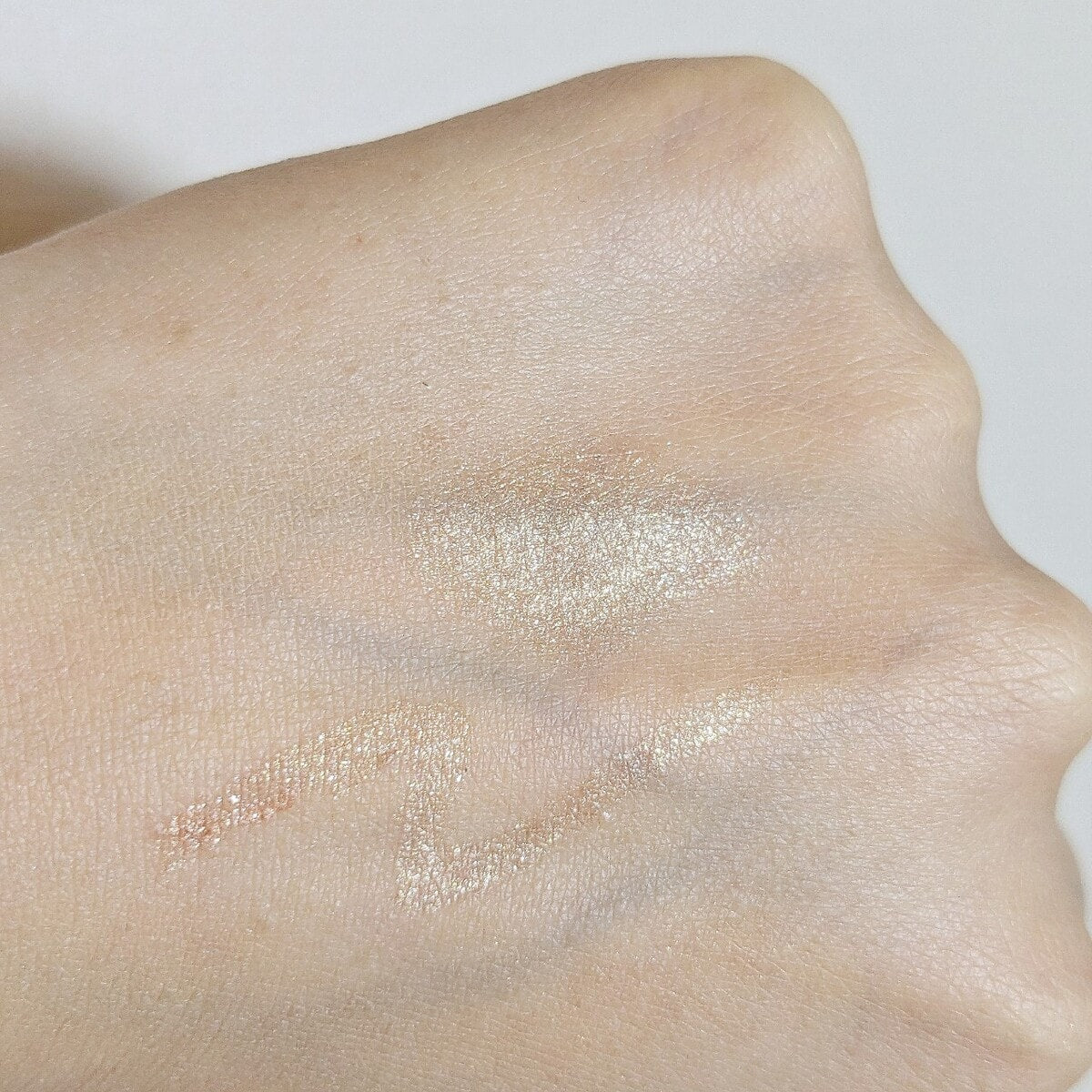 アイシャドウ ライナー 2 in 1 PB. fasmy マルチジェルアイライナー 03 ラメピンク 053520