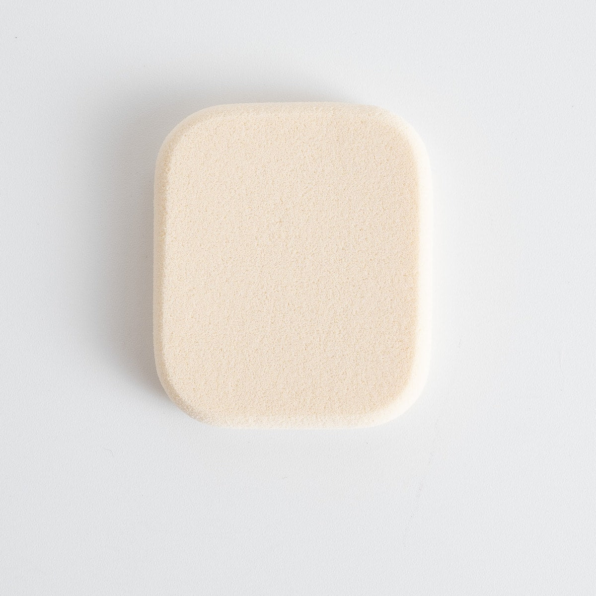 きめ細かくシットリプレミアムパフ 長角型 053659