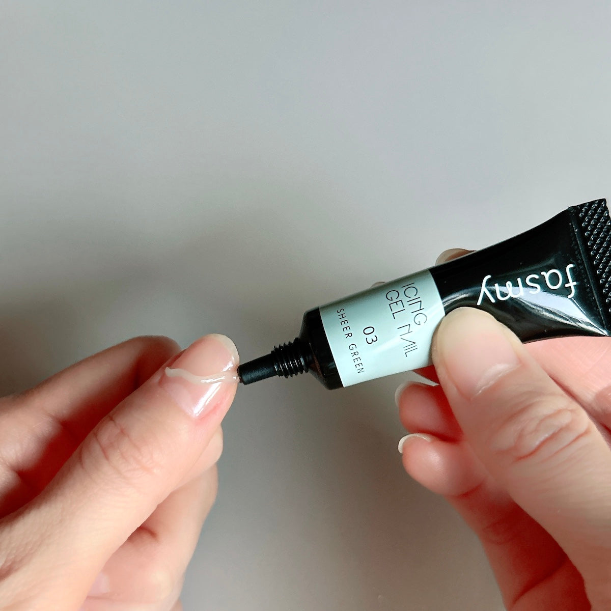 ジェルネイル ノズルタイプ ネイルアート PB. fasmy アイシングジェルネイル 03 シアーグリーン 054683