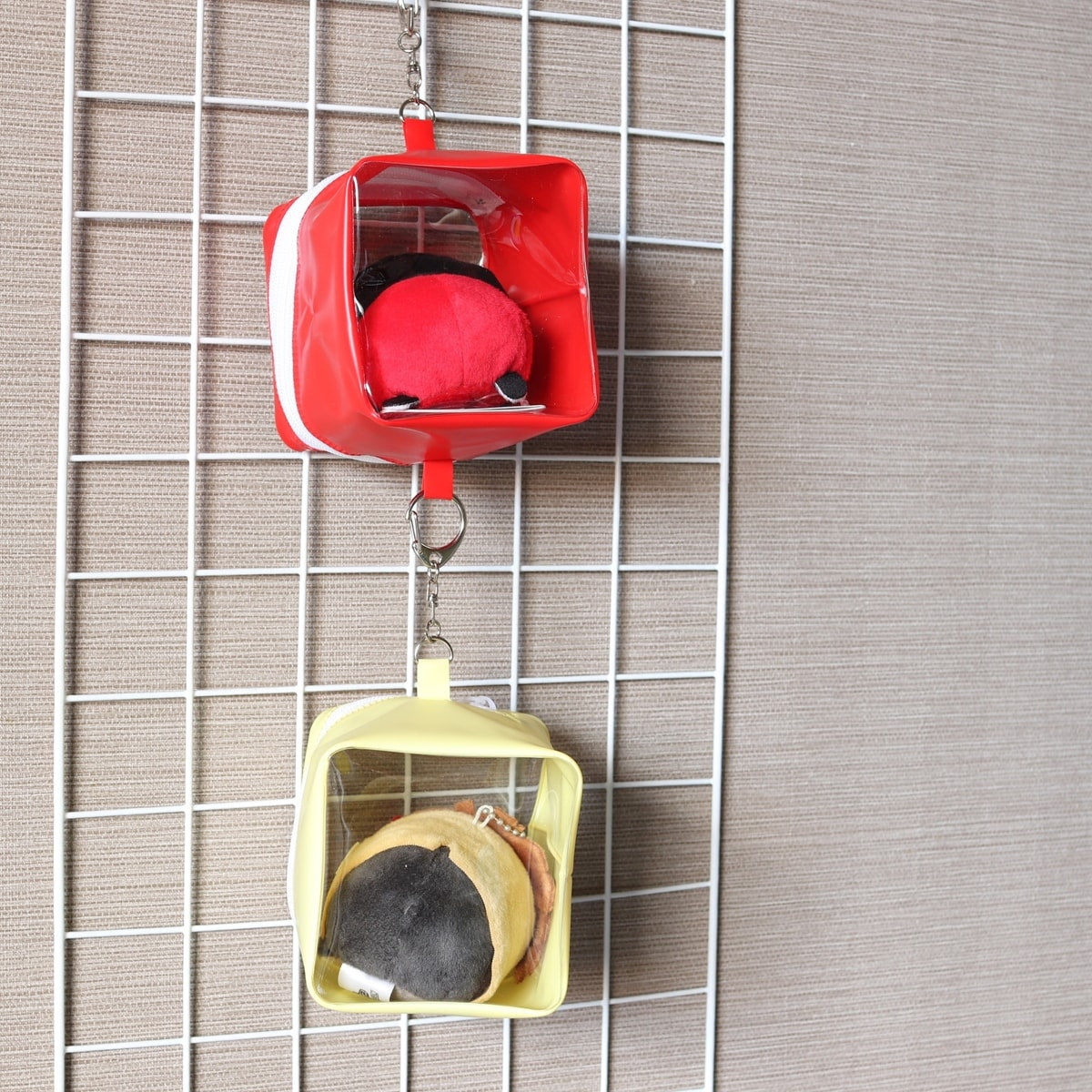 ぬいポーチ ぬいケース PB.繋げるぬい収納ポーチ キューブ (イエロー・レッド)ぬい活 054871