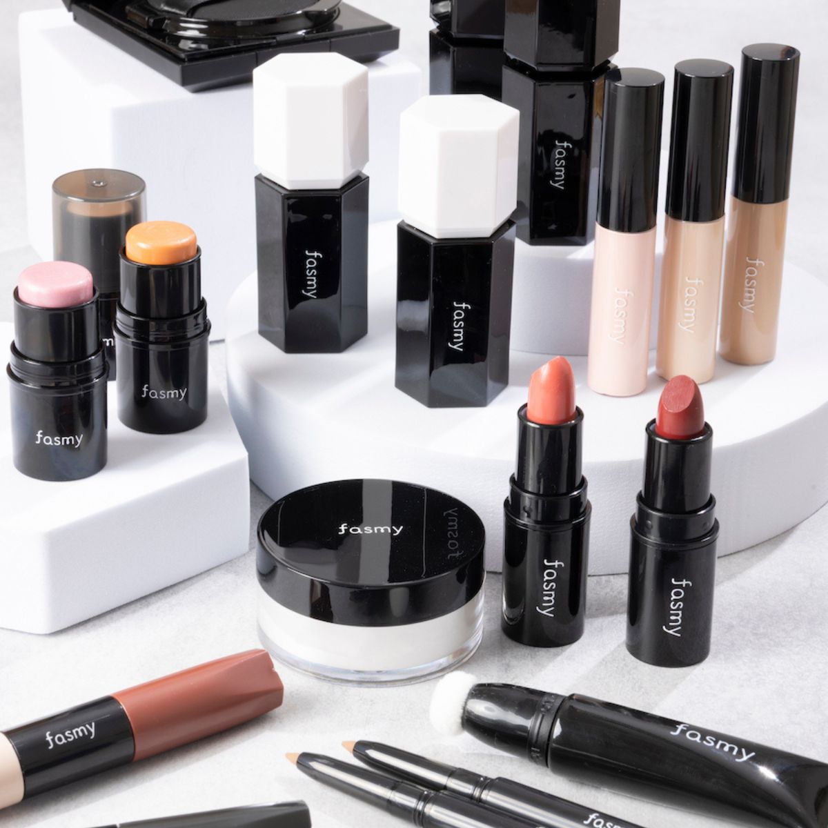 PB.fasmyマット肌クッションファンデーション01 マットピンク  057869