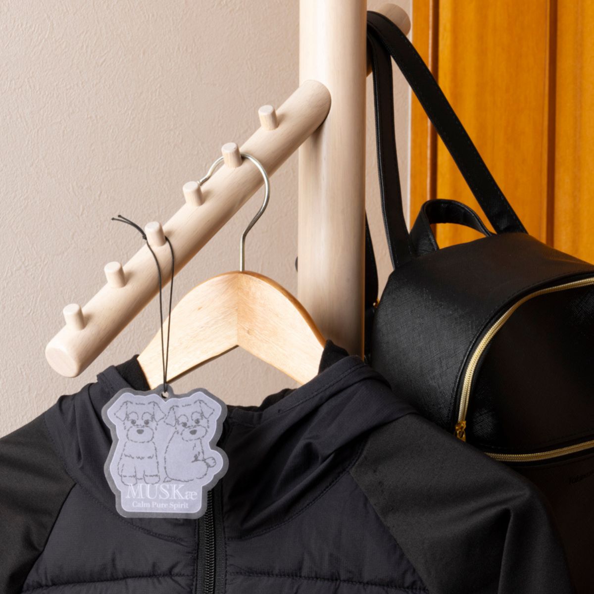 エアーフレシュナー シュナウザー MUSKA 319330