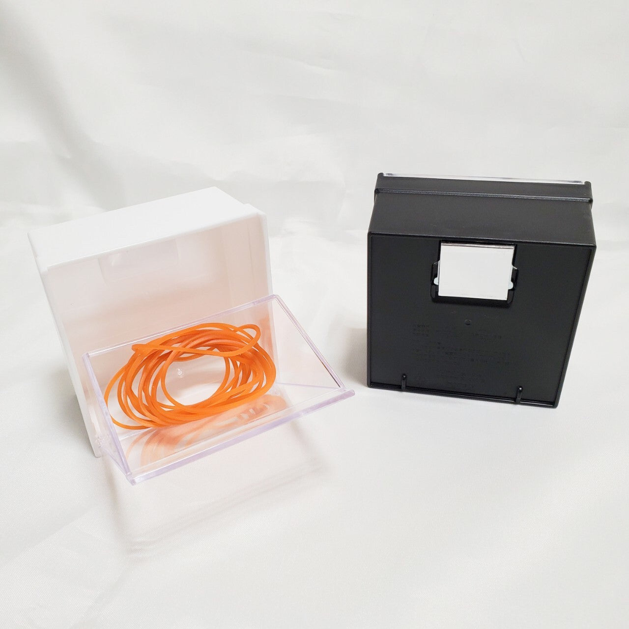 マグネットスイングケース ブラック 小物入れ 文具収納 330265