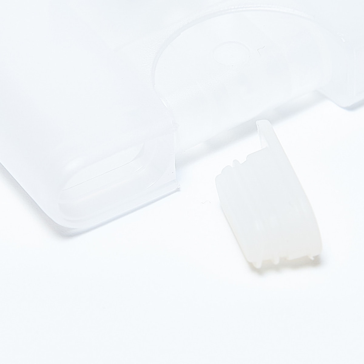 トラベルボトル 詰替容器 カード型スプレーボトル クリア 20ml 333078