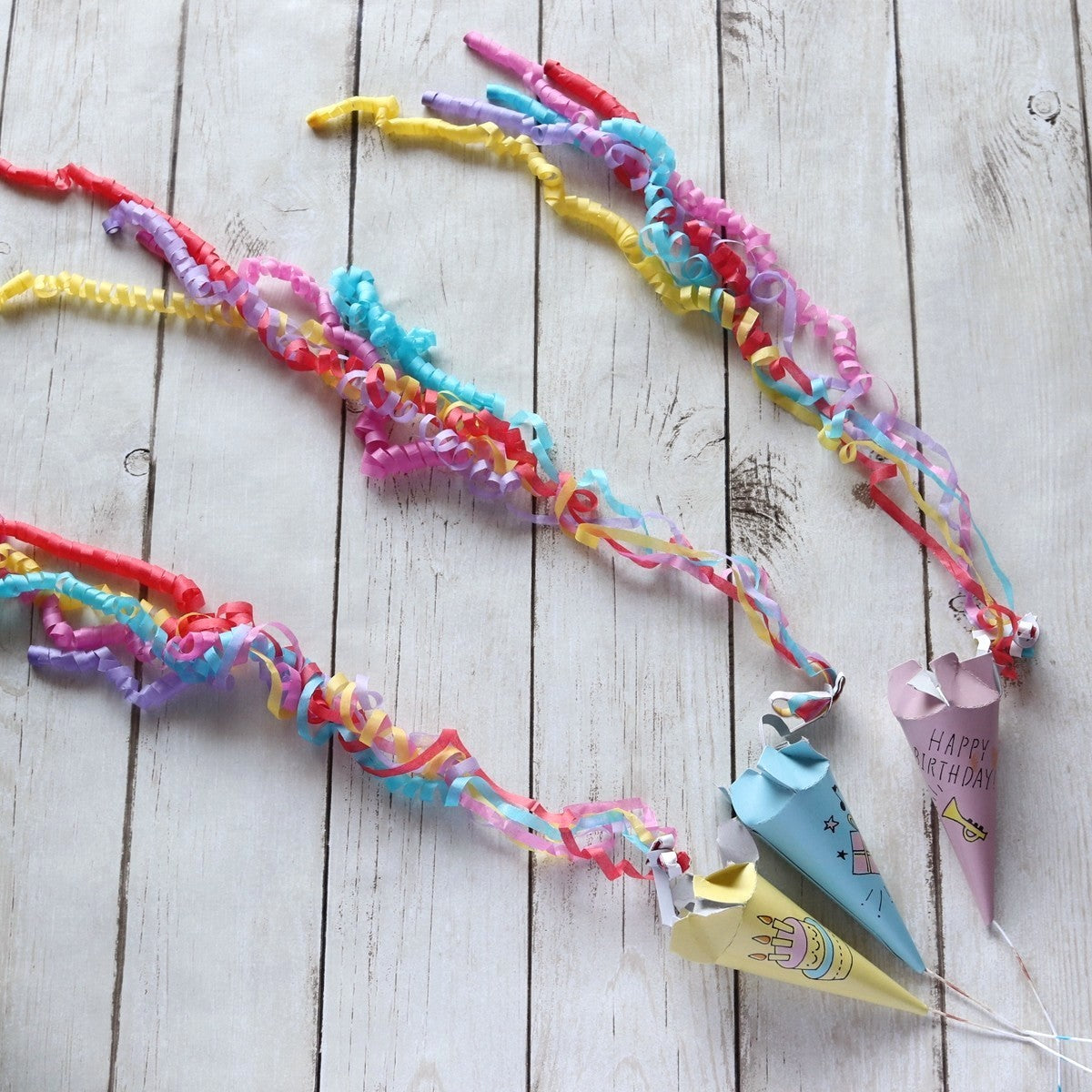 散らからないハッピーバースデークラッカー 3P 335758