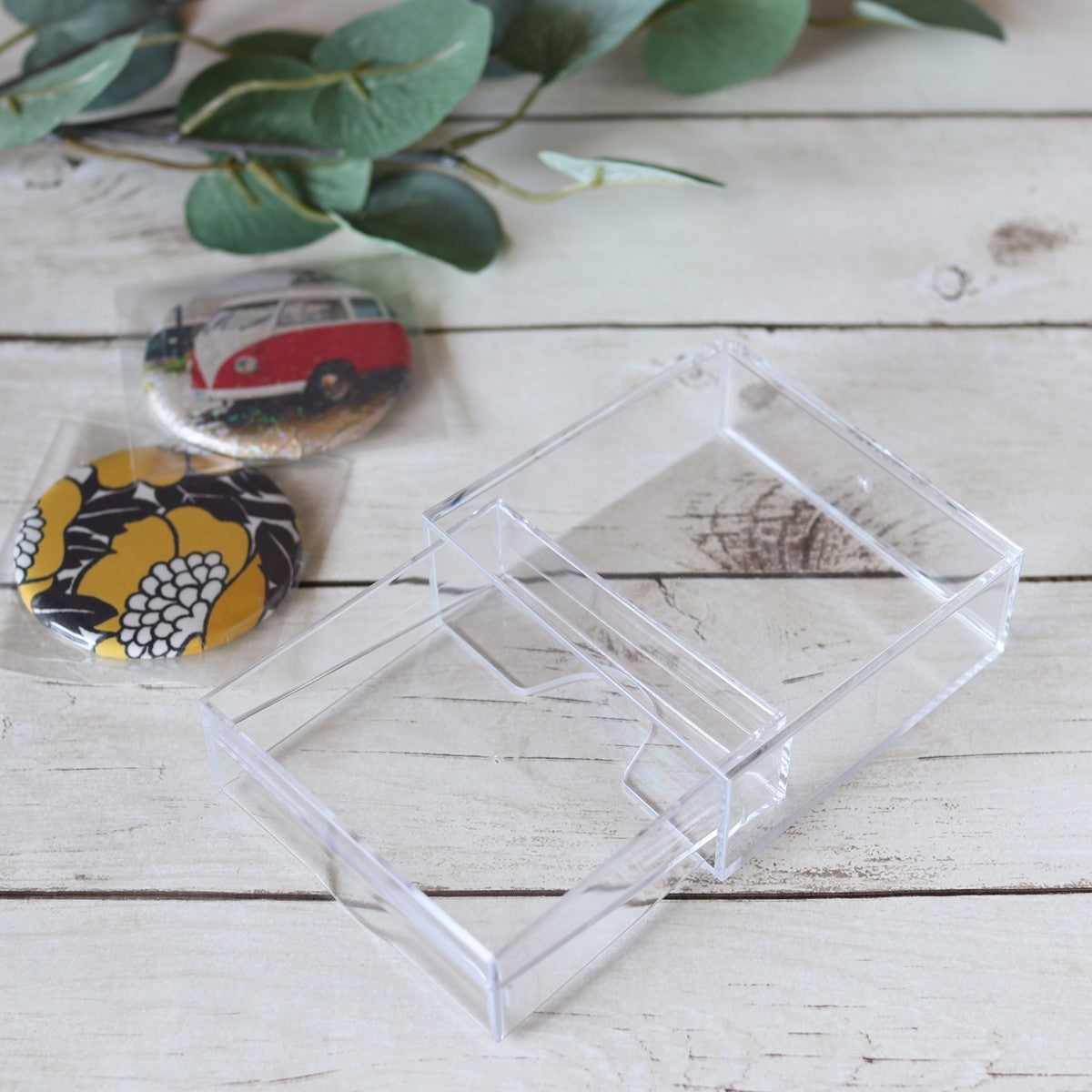 缶バッジディスプレイケース 338731