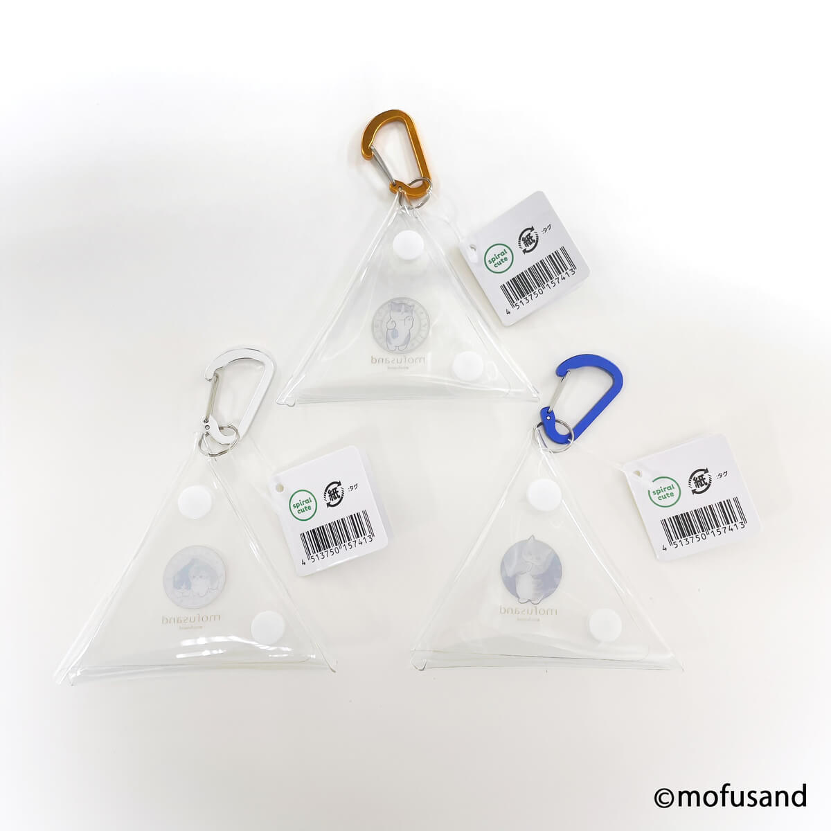 mofusand カラビナ付き三角クリアケース 【お一人様12点まで】 346096