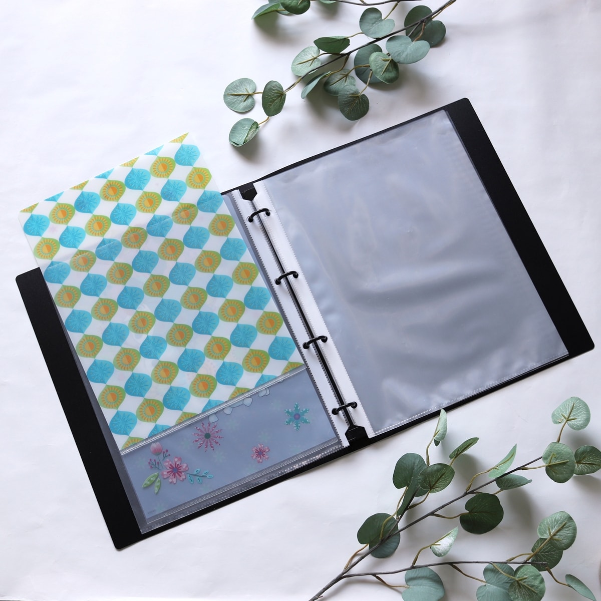 コレクションファイル マイコレ 4リングバインダー 黒 351420