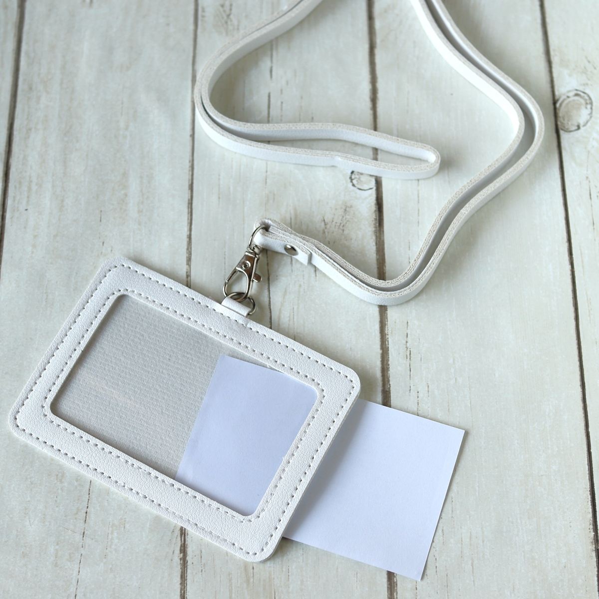 ネームホルダー 名札ホルダー ストラップ付名札ケース ホワイト 352098