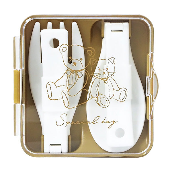 カトラリーセット カトラリーケース コンパクト 折りたたみ くまとねこ 縦8.5×横8.6×高さ2.3cm 355526