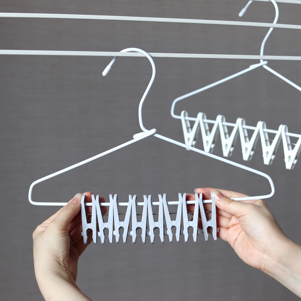 洗濯物が一度に外せるピンチハンガー 8ピンチ付 355609