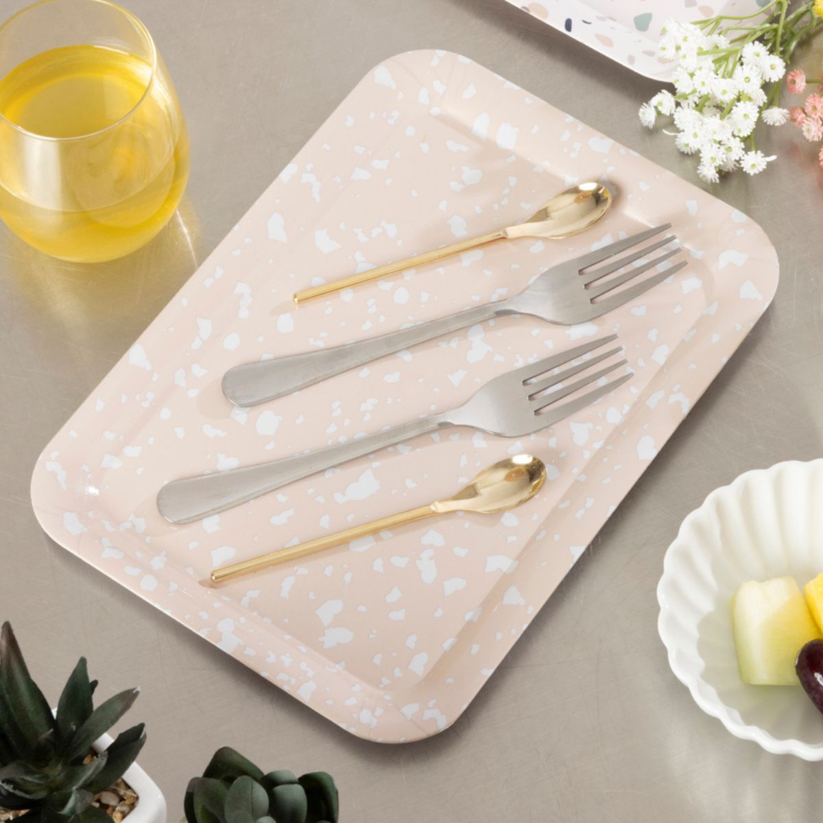 お盆 トレー スクエアPPトレイ テラゾータイル 365972