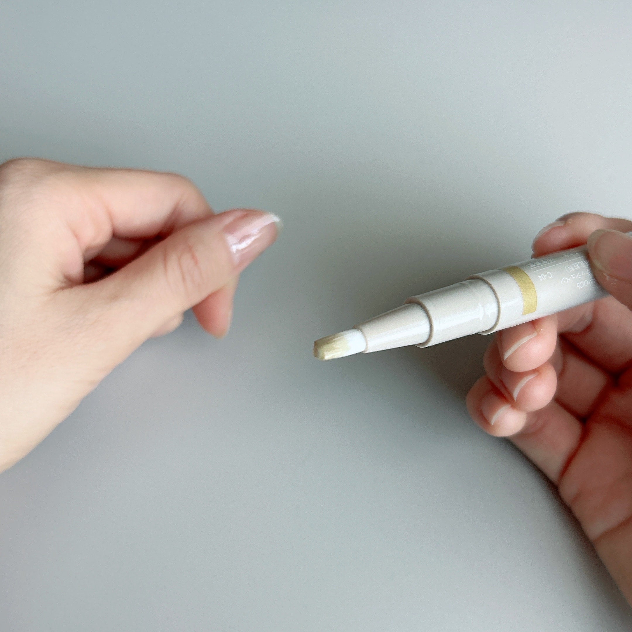 ジェルネイル ブラッシュペン ワンカラー ミルキーイエロー 366484