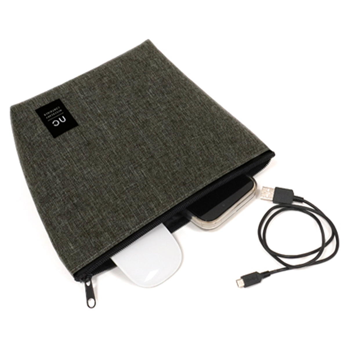 ガジェットポーチ 舟形 ブラック 366651