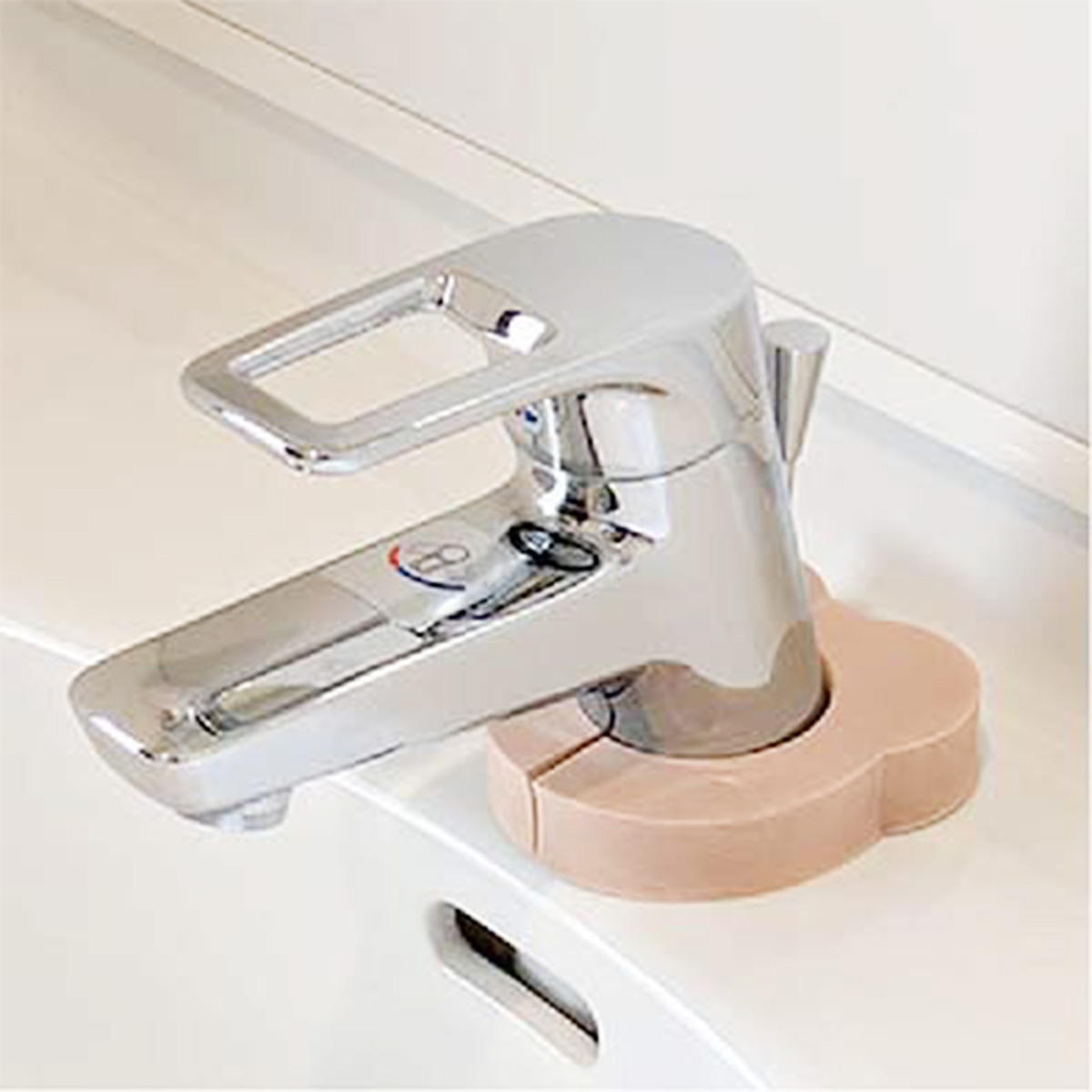 蛇口につけるPVA吸水スポンジ クマ形 368055