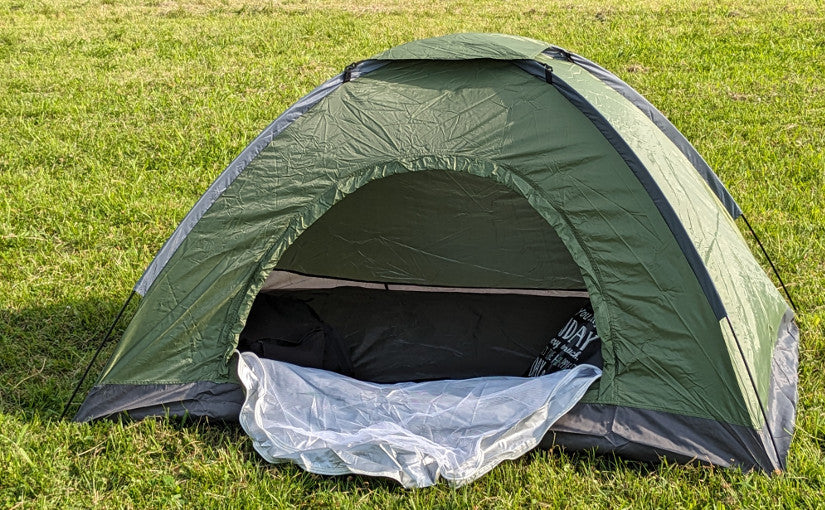 ワッツオンラインの1,980円「ドーム型テント」でピクニック♪