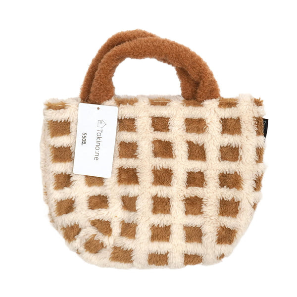 041709_3a52cd69-e1a1-4d8e-b849