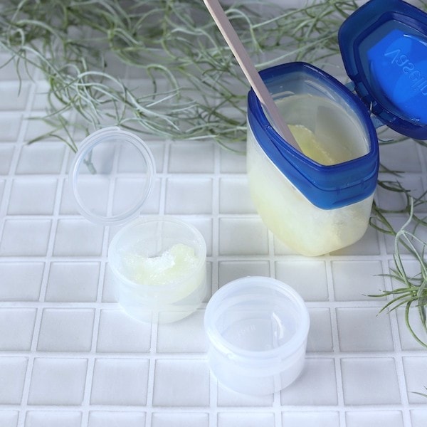 ヒンジ型 クリームケース 2P　052528