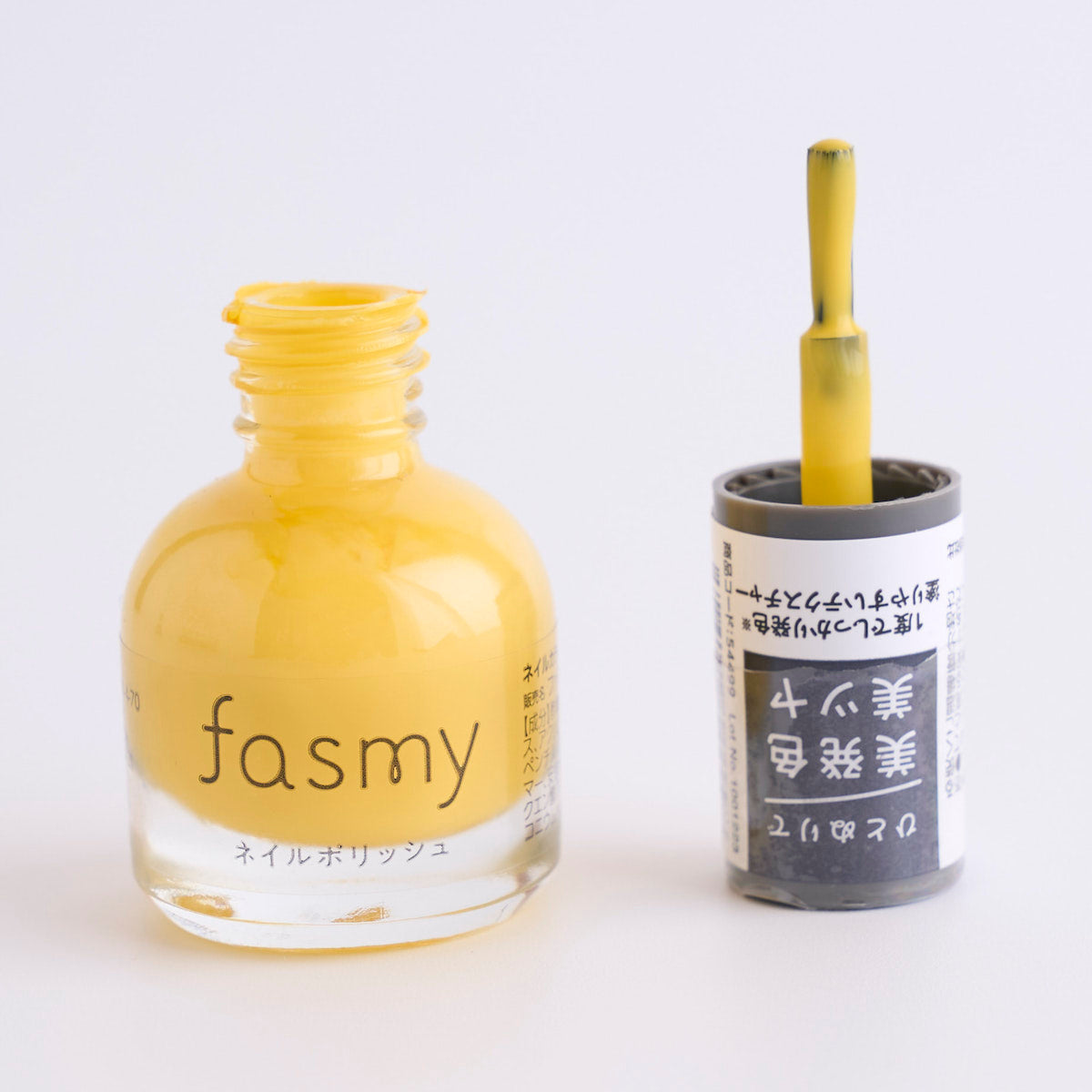 マニキュアセット　まとめ売り　8本　pomum マニキュアセット まとめ売り 8本 pomum - メルカリ