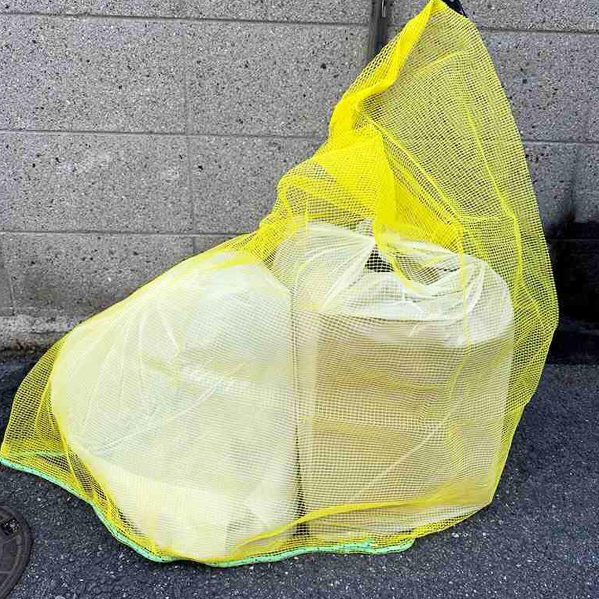 カラスよけネット0.8x0.8m袋タイプ 312005