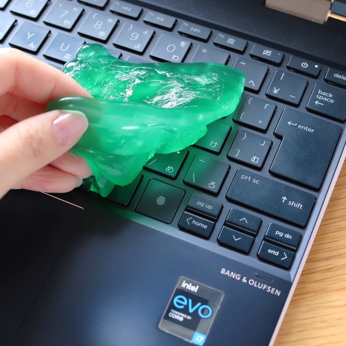キーボードクリーナー パソコンクリーナー 隙間クリーナー のびーる