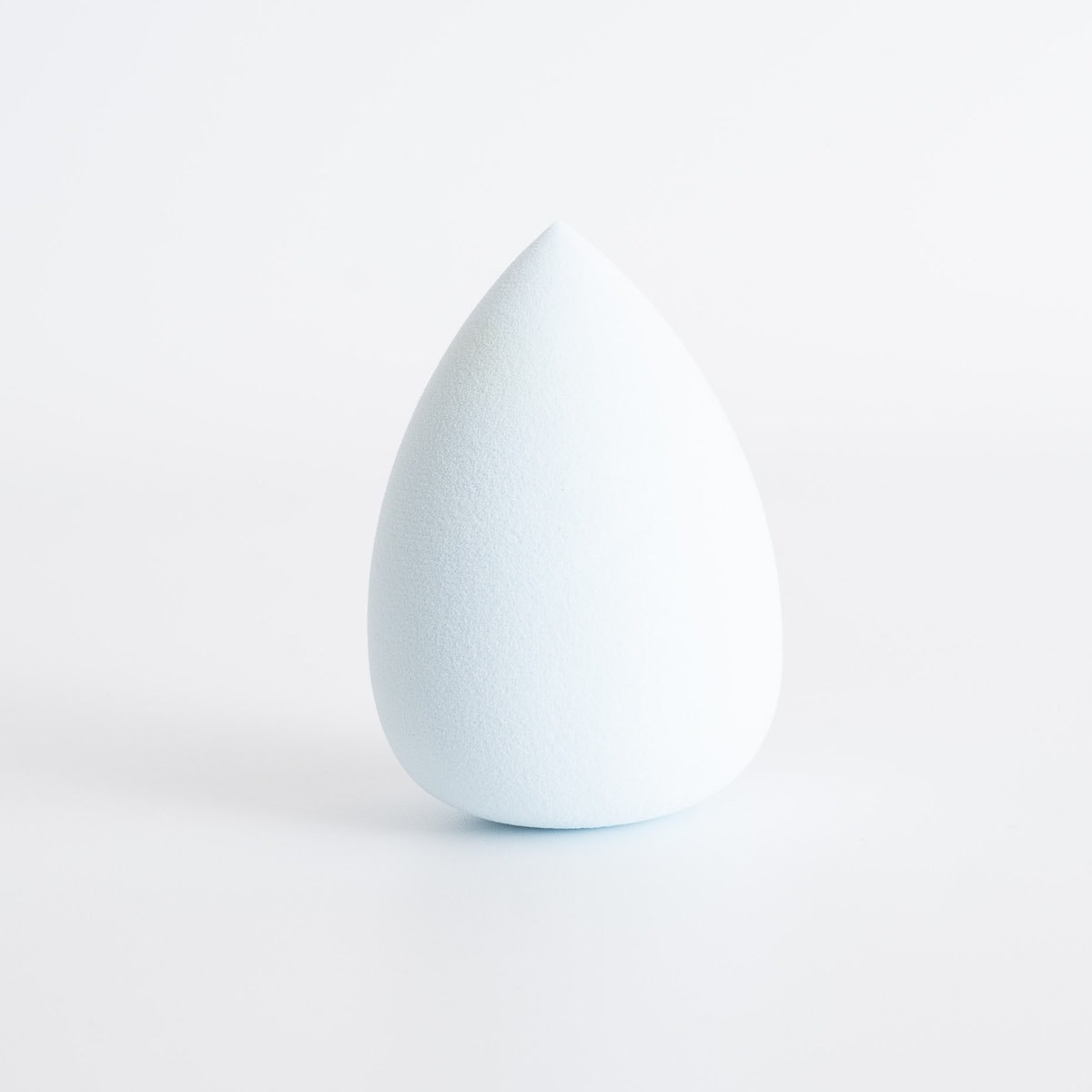 しっとりふわふわ滑らか 3Dメイクパフ しずく型 L　342305