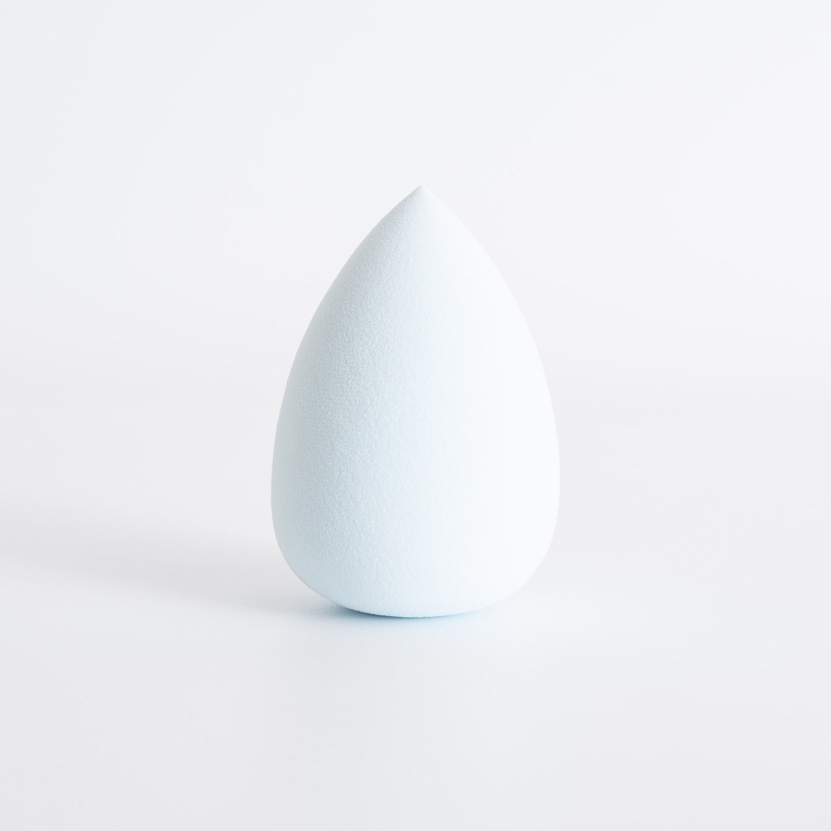 しっとりふわふわ滑らか 3Dメイクパフ しずく型 L　342305