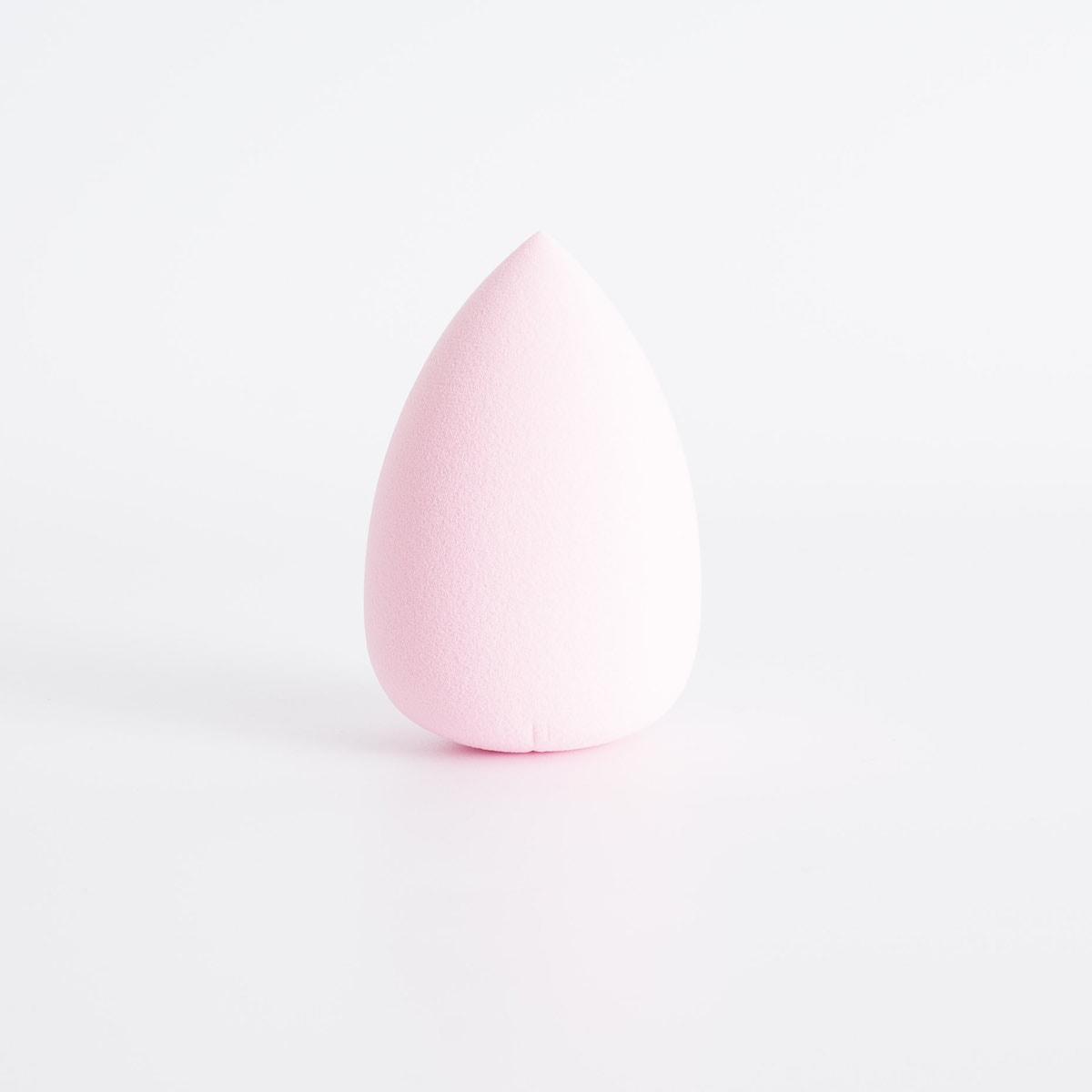 しっとりふわふわ滑らか 3Dメイクパフ しずく型 L　342305
