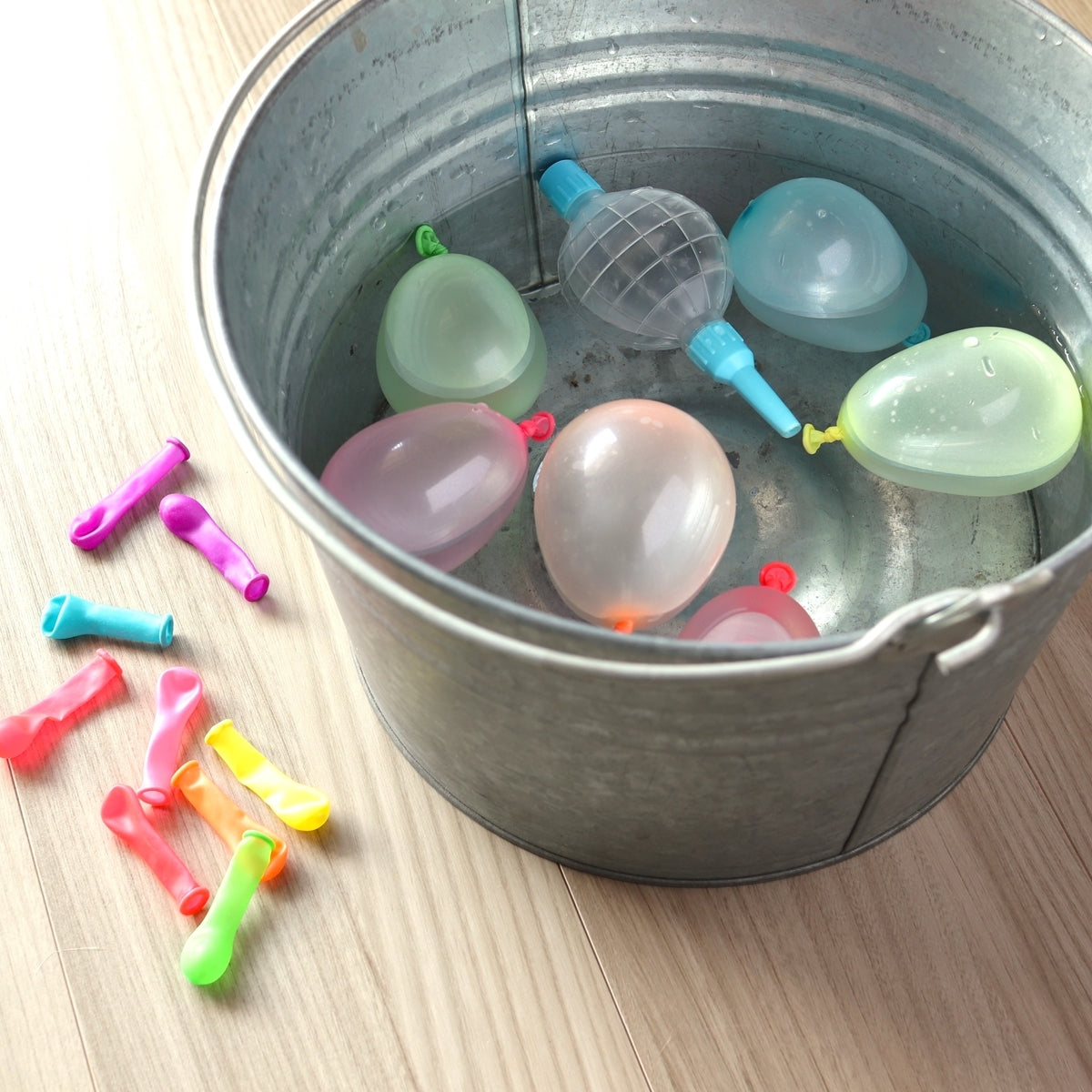 水玉風船 ポンプ付き15個入 343051