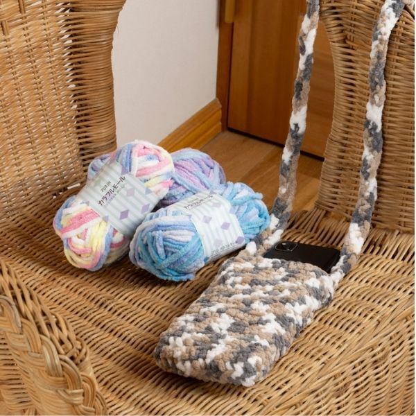 毛糸 ポリエステル100% カラフルモール 106 ミケ 358589